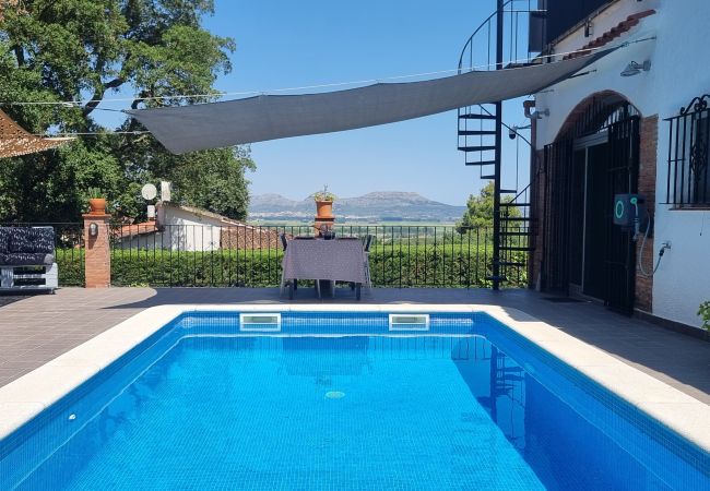 Casa en Pals - Casa Feliç